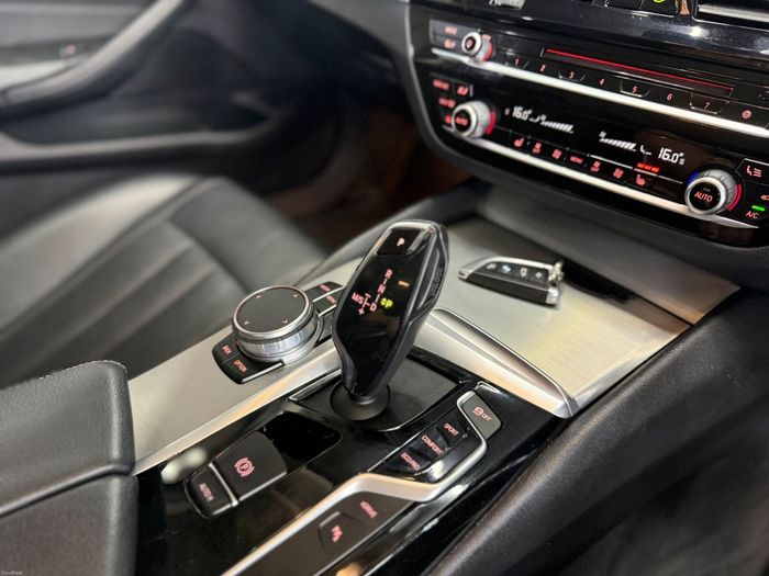 BMW 5 Series 2017