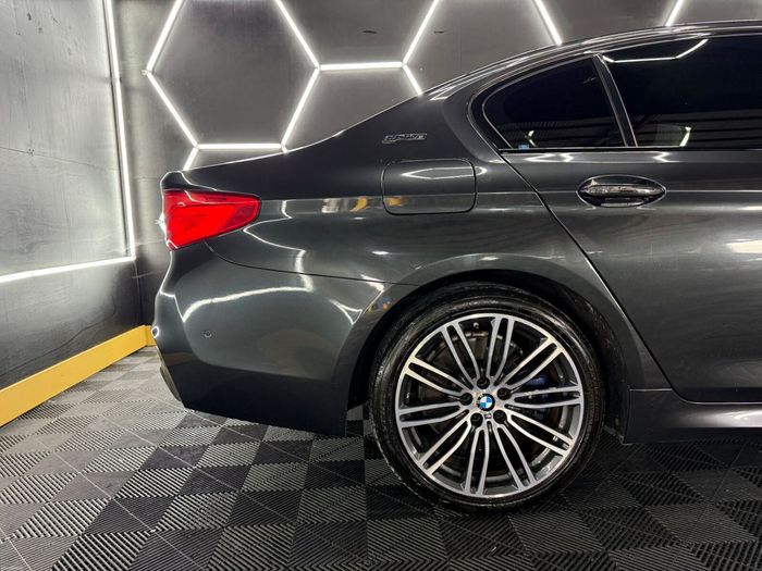 BMW 5 Series 2017