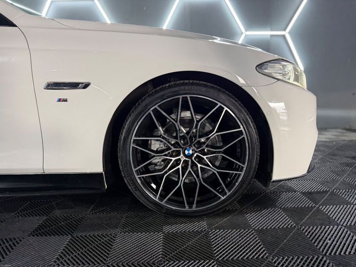 BMW 5 Series 2016