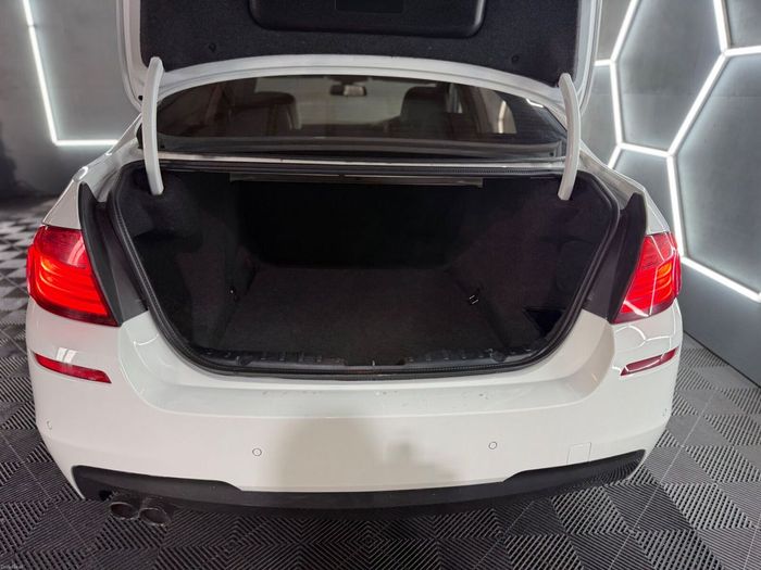 BMW 5 Series 2016