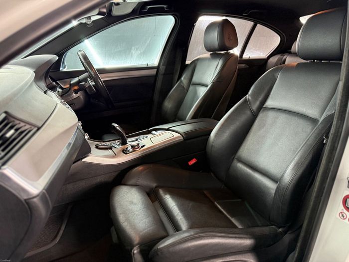 BMW 5 Series 2016