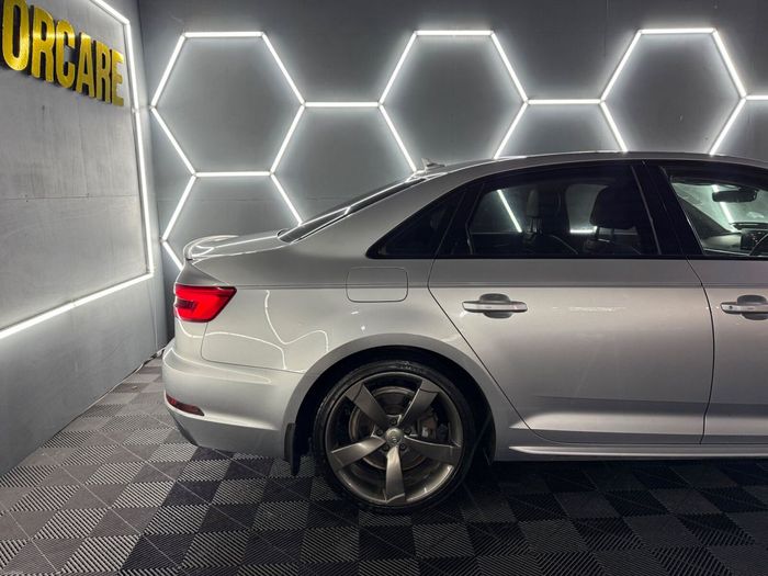 Audi A4 2017