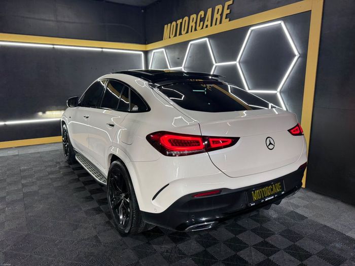 Mercedes-Benz GLE 2021