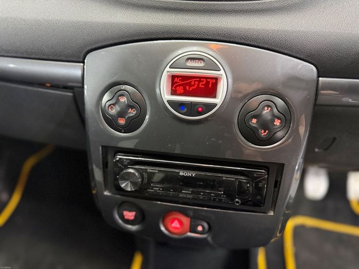 Renault Clio 2012