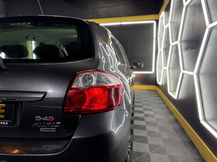 Toyota Auris 2011