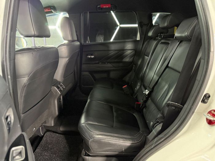 Mitsubishi Outlander 2019