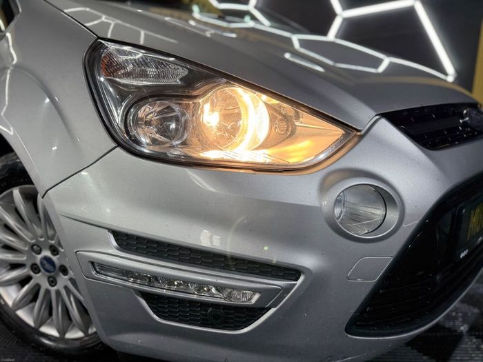 Ford S-Max 2014