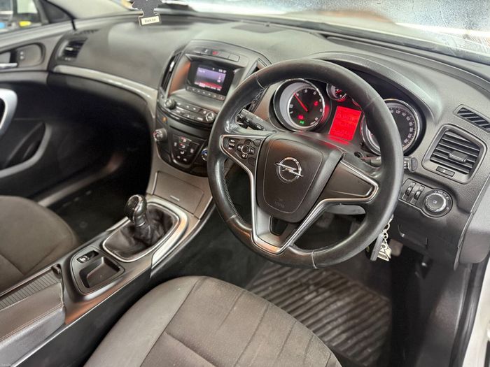 Opel Insignia 2015