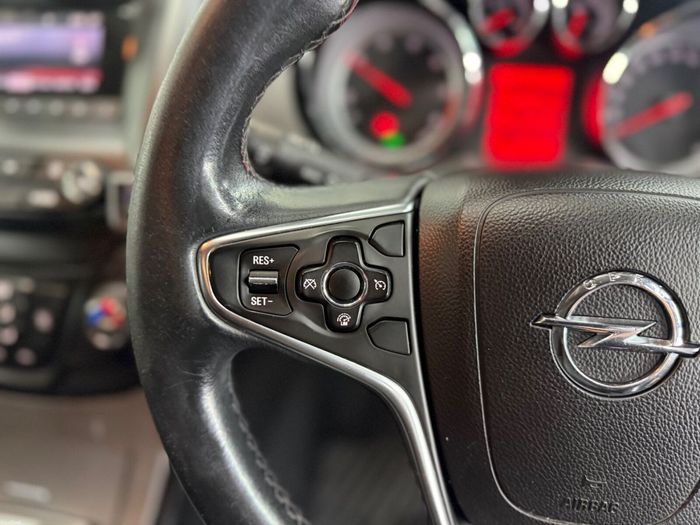 Opel Insignia 2015