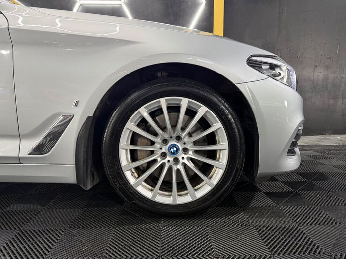 BMW 5 Series 2018