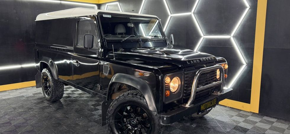 Land Rover Defender 2007