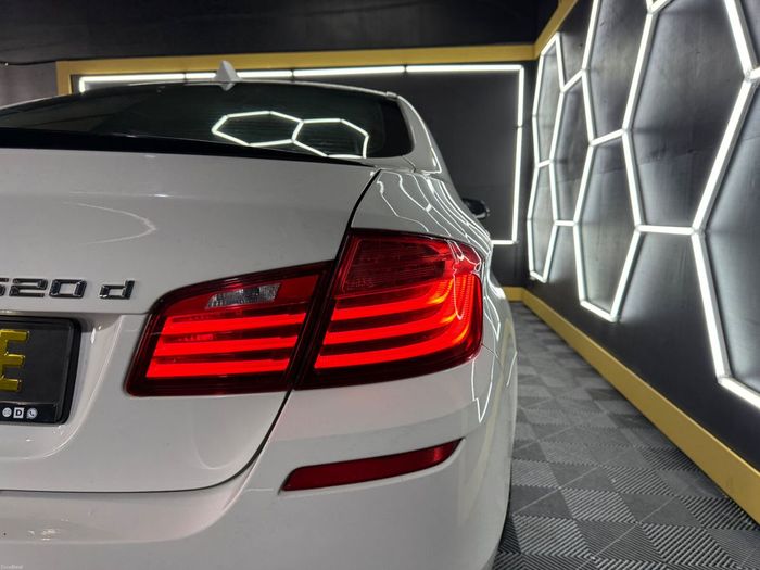 BMW 5 Series 2016