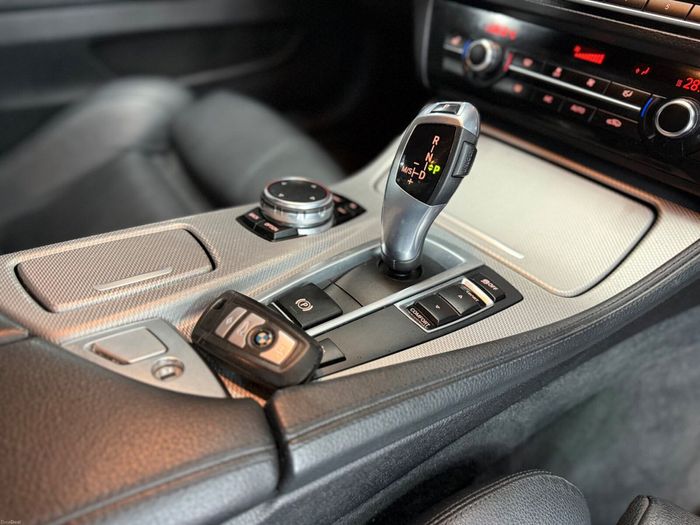 BMW 5 Series 2016