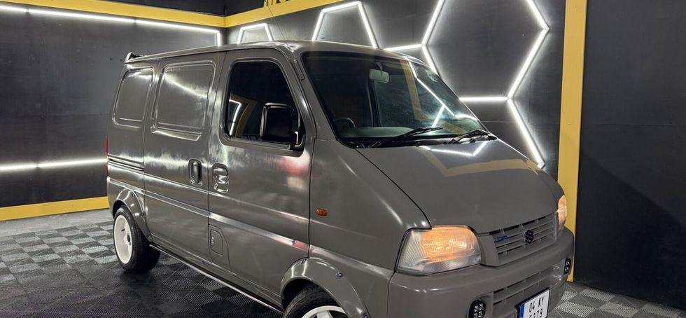 Suzuki Carry 2004