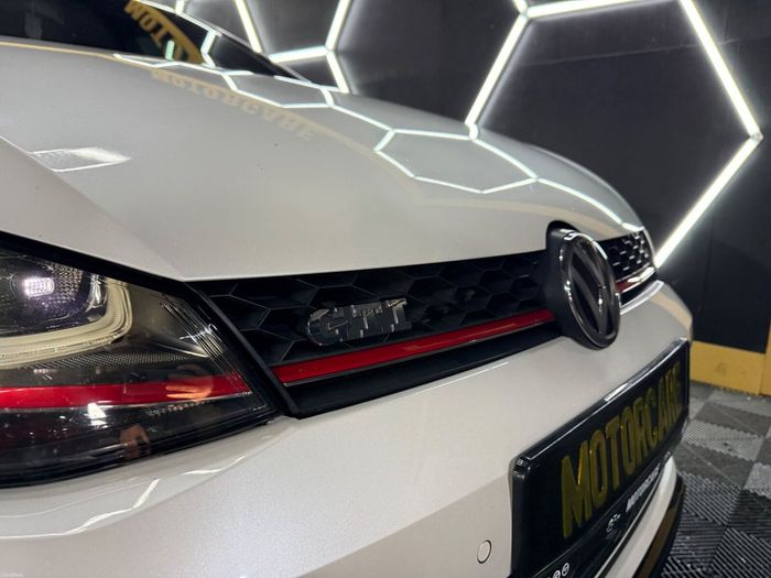 Volkswagen Golf 2014