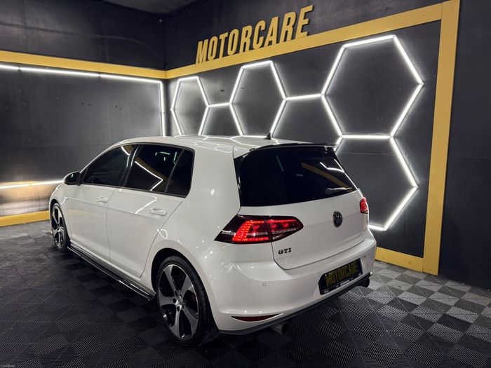 Volkswagen Golf 2014