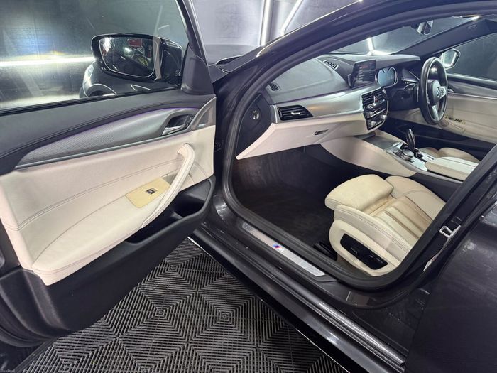 BMW 5 Series 2017