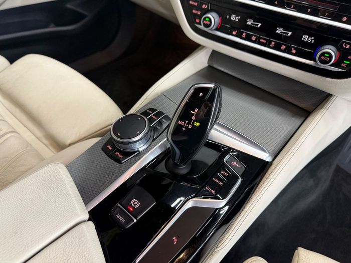 BMW 5 Series 2017