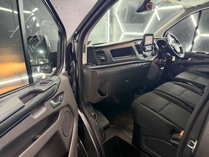 Ford Transit 2021