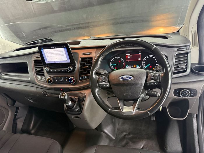 Ford Transit 2021