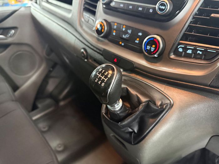 Ford Transit 2021