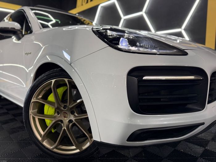 Porsche Cayenne 2020