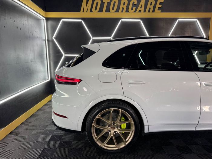 Porsche Cayenne 2020