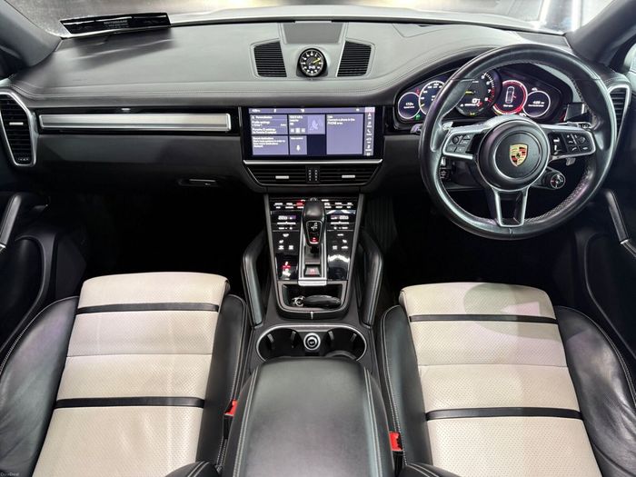 Porsche Cayenne 2020