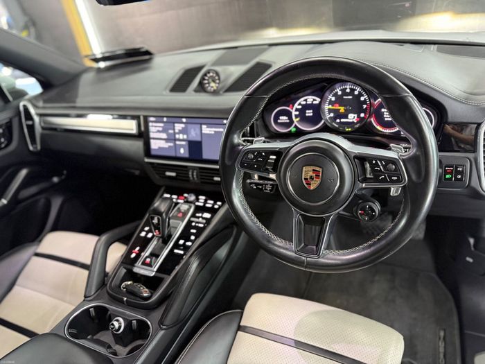 Porsche Cayenne 2020