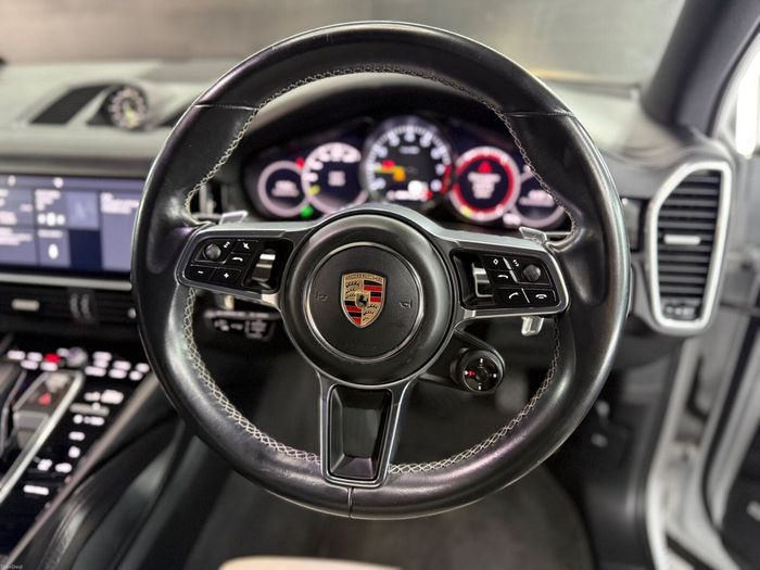 Porsche Cayenne 2020