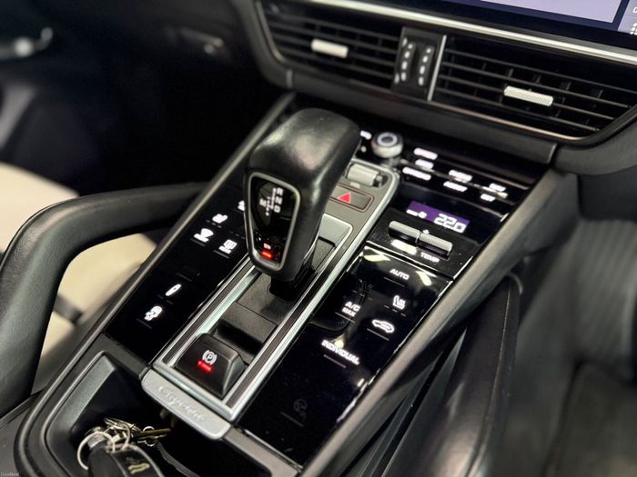 Porsche Cayenne 2020