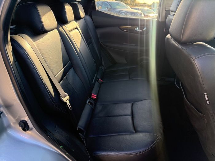 Nissan QASHQAI 2015