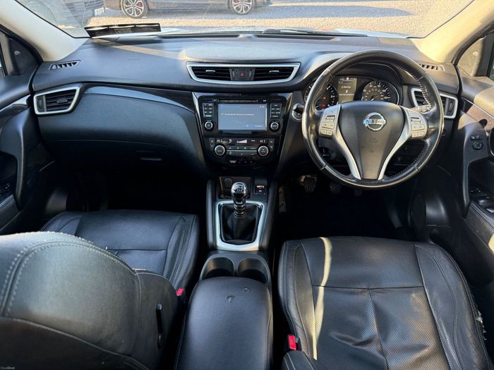 Nissan QASHQAI 2015