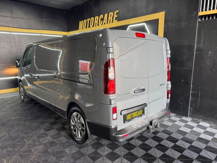Renault Trafic 2016
