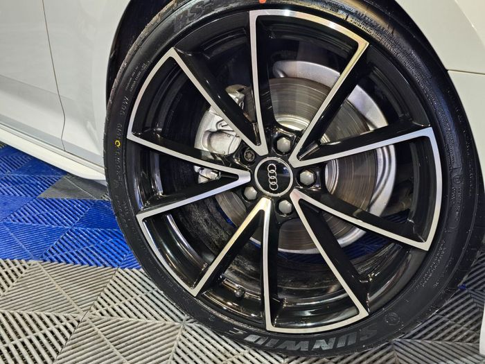 Audi A4 2019