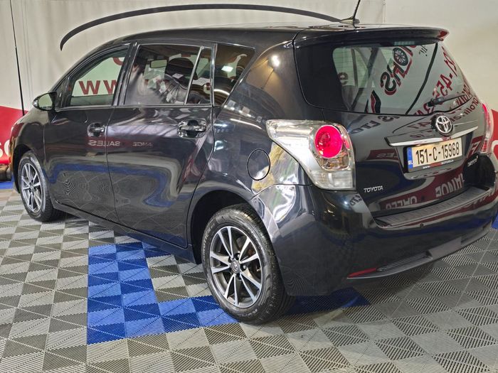 Toyota Verso 2015