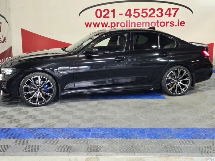 BMW 3 Series 2021