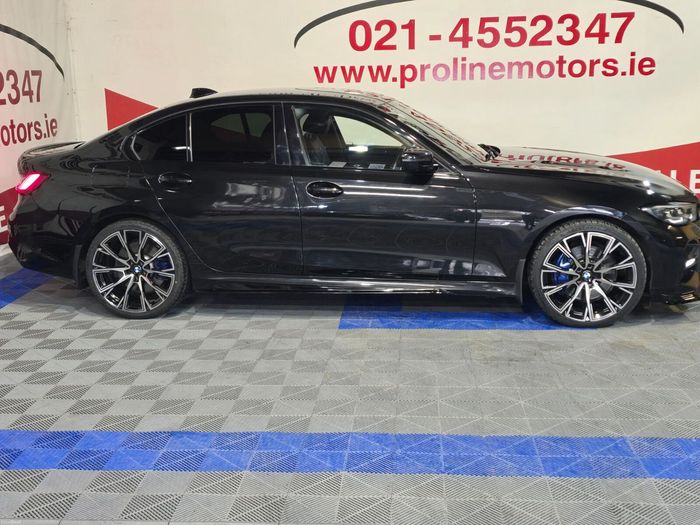 BMW 3 Series 2021