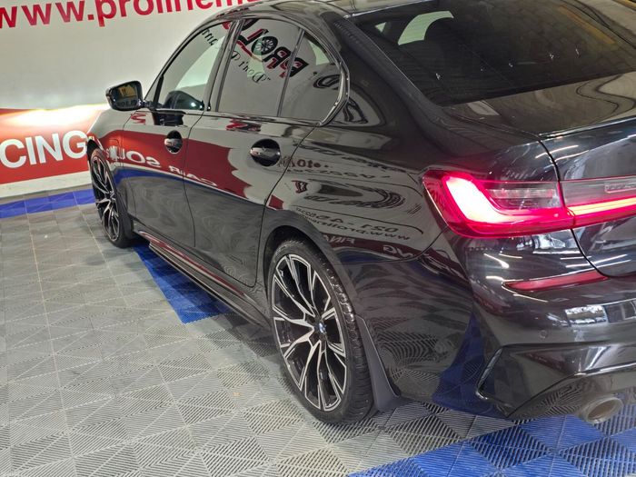 BMW 3 Series 2021