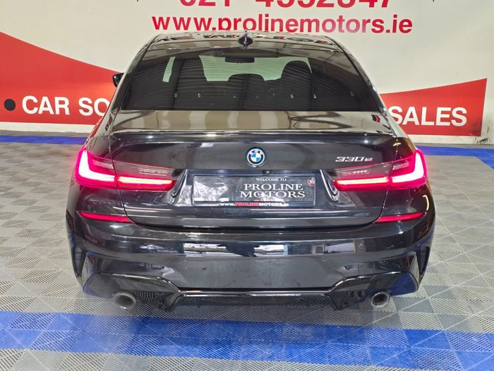 BMW 3 Series 2021