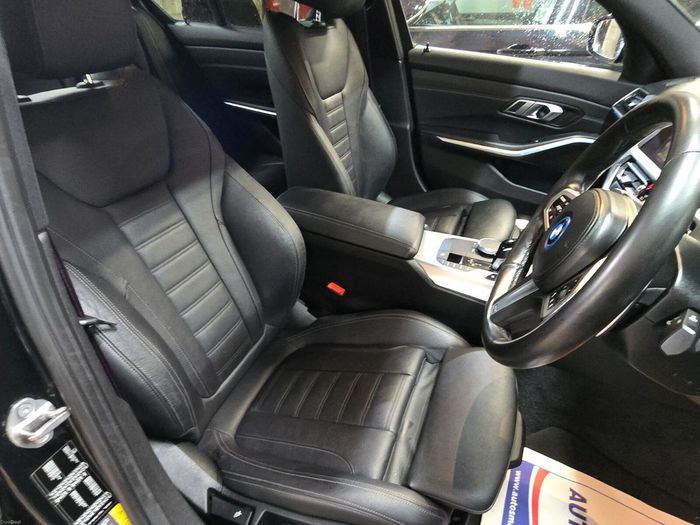 BMW 3 Series 2021
