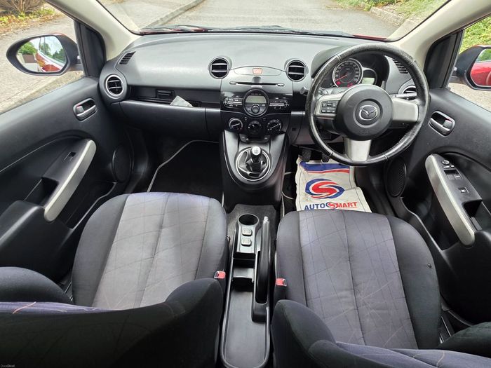 Mazda 2 2014