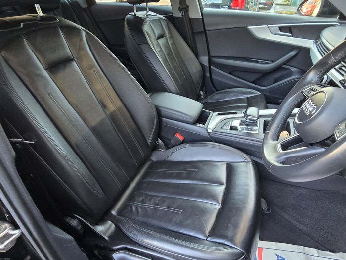 Audi A4 2023