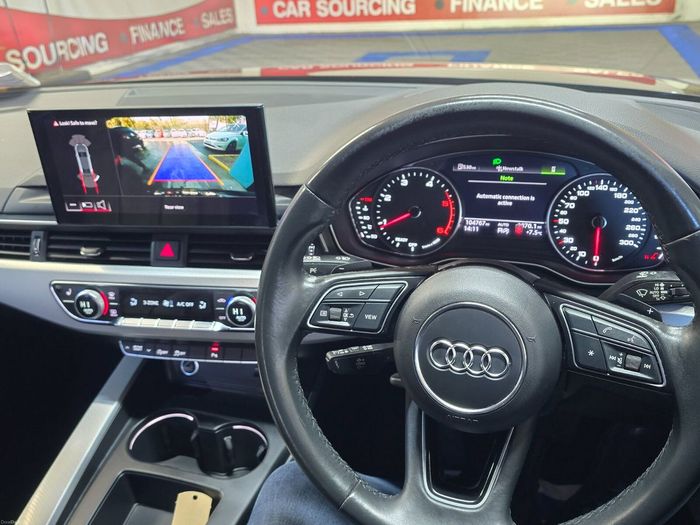 Audi A4 2023