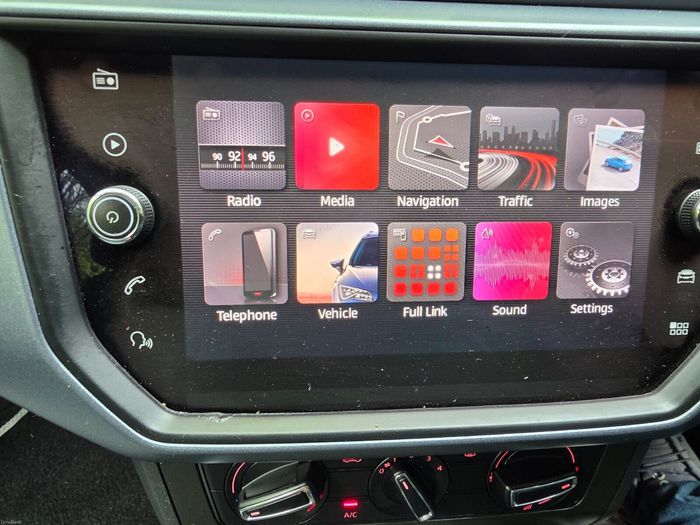 SEAT Arona 2019