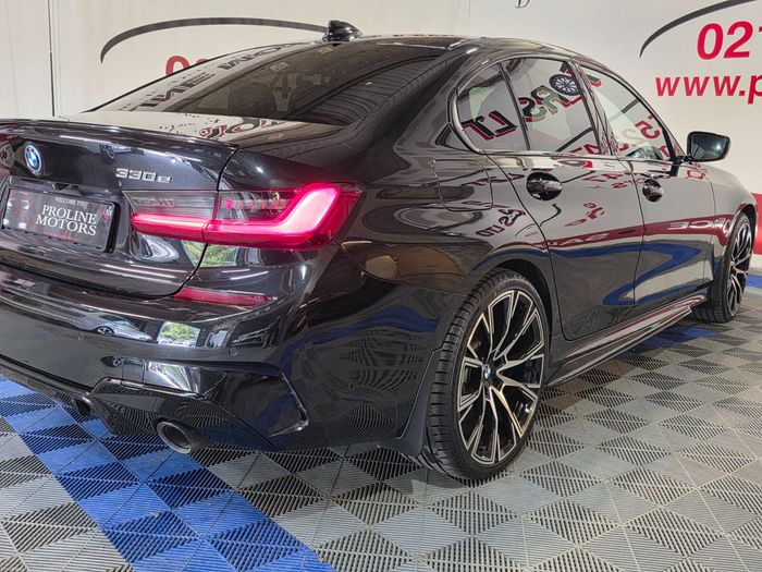 BMW 3 Series 2021