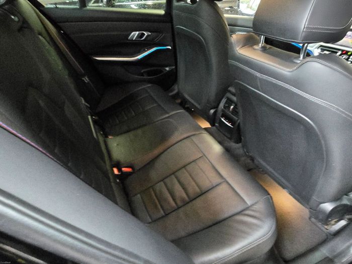 BMW 3 Series 2021