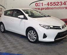 Toyota Auris 2014