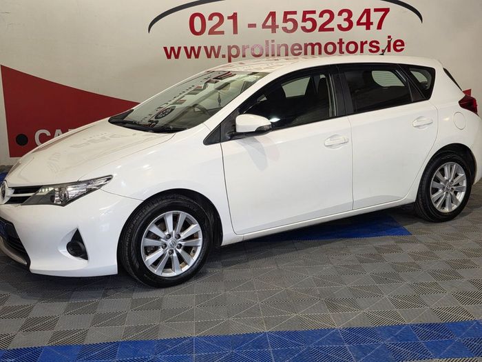 Toyota Auris 2014