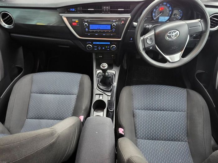 Toyota Auris 2014